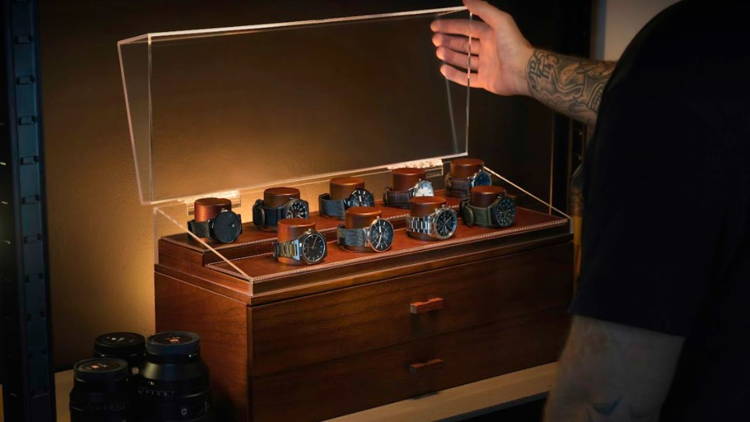 Premium Watch Display Case - The Legacy - Holme & Hadfield