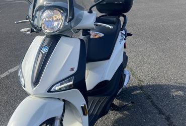 2021 PIAGGIO LIBERTY 150 S motorcycle for rent near TROUTDALE, OR