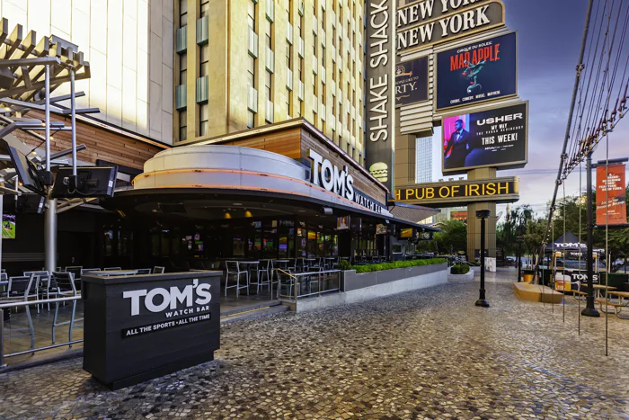 Tom's Watch Bar