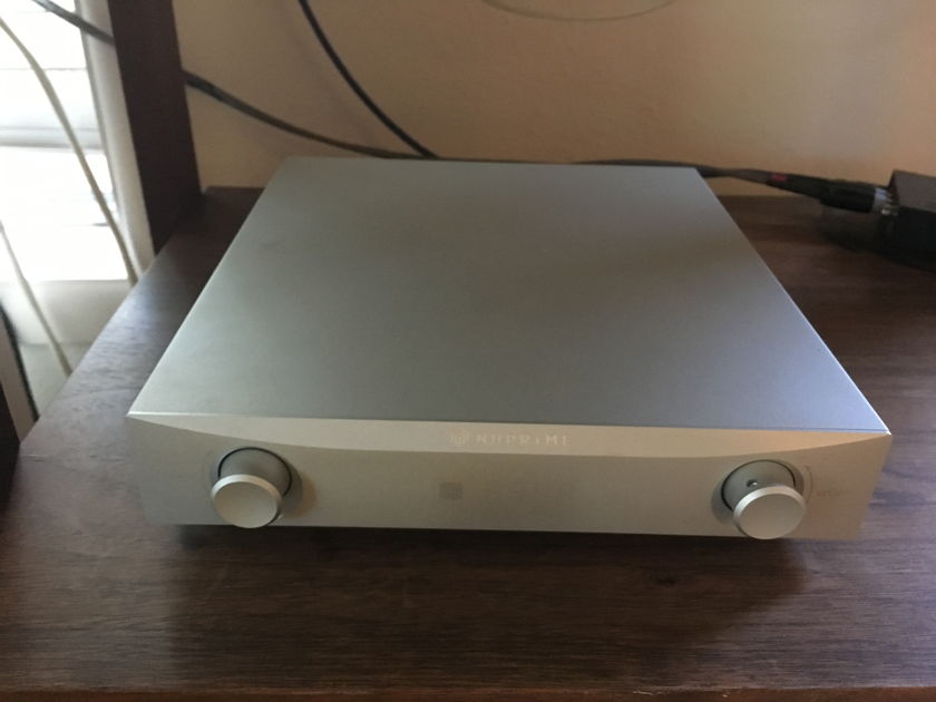 NuPrime IDA-8 Integrated Amplifier silver