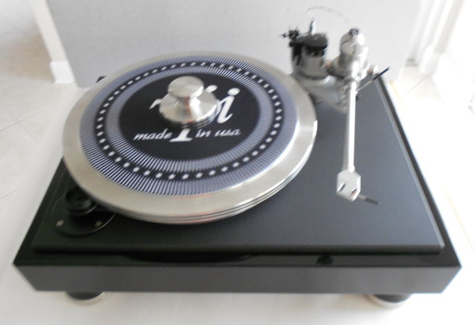 VPI  Classic 3 Turntable with Brand New  10.5i Stainles...