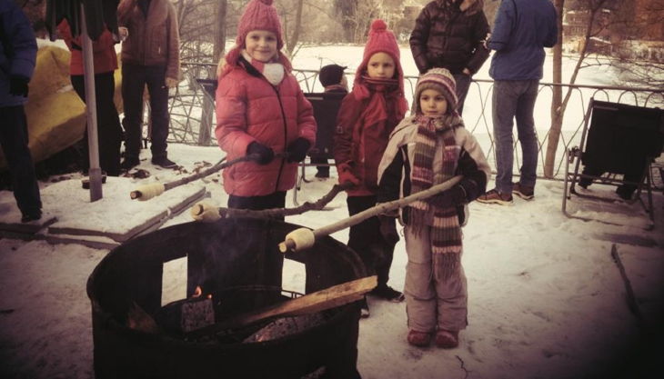bar im wasserturm stockbrot