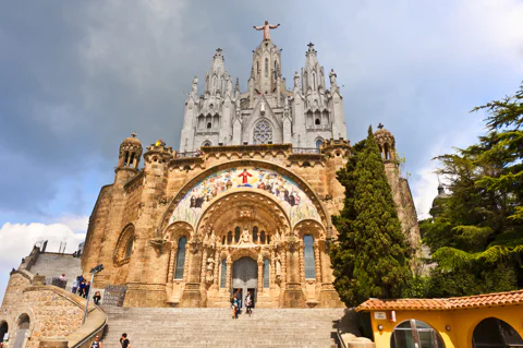 Barcelona Private Tour to Tibidabo Mountain