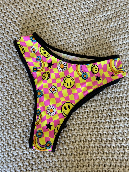 Rolita Couture Good Vibes Smiley bottoms