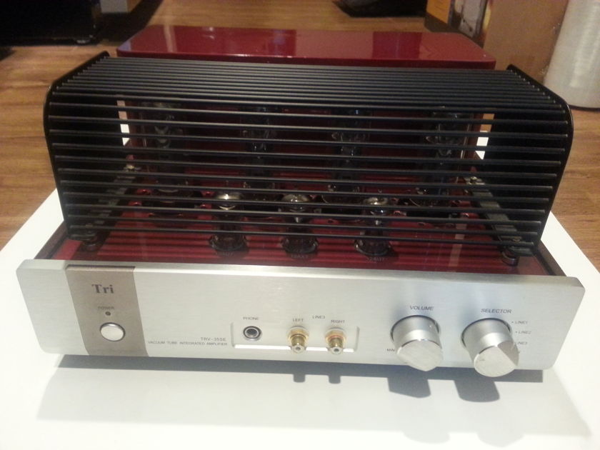 Triode Corporation - Japanese Tube Amp (45watt), with Headphone Jack, Excellent Condition.