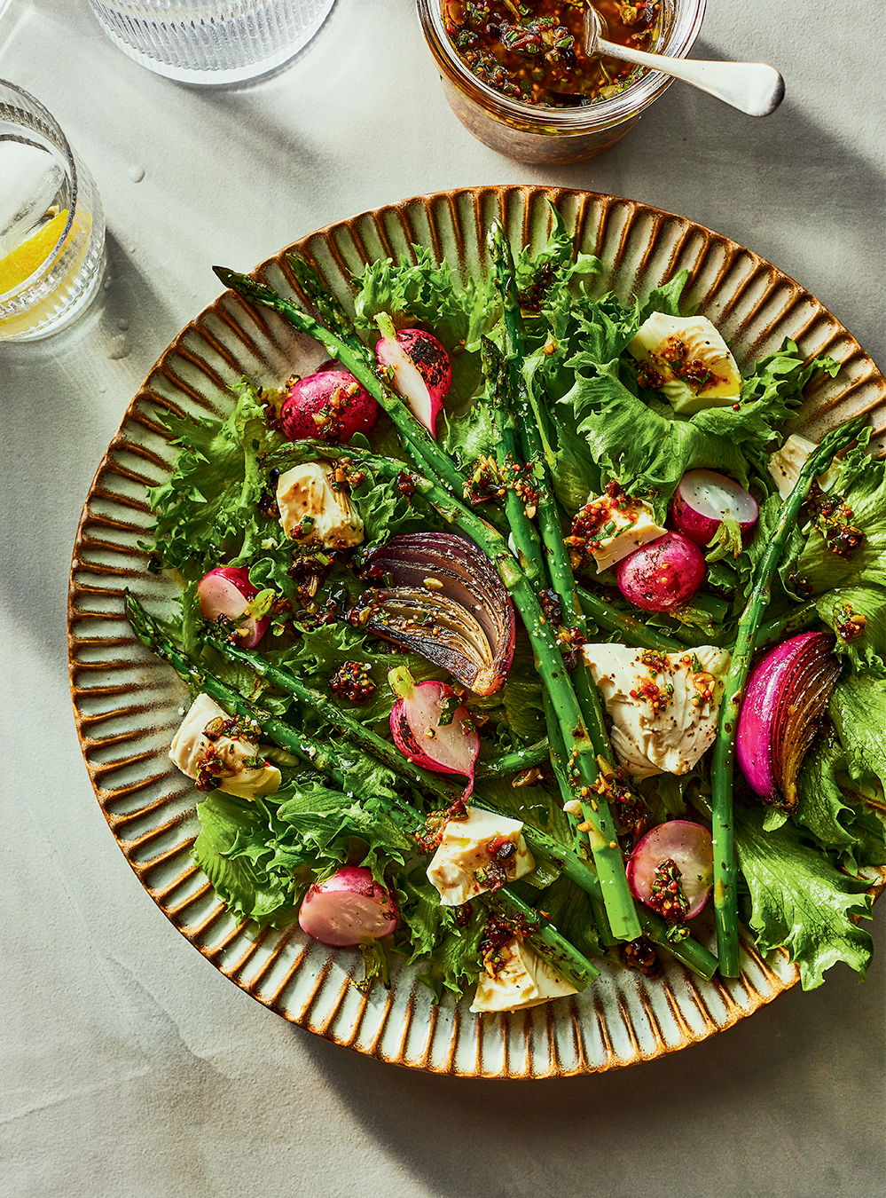 Meal-Sized Grilled Asparagus and Silken Tofu Salad | RICARDO