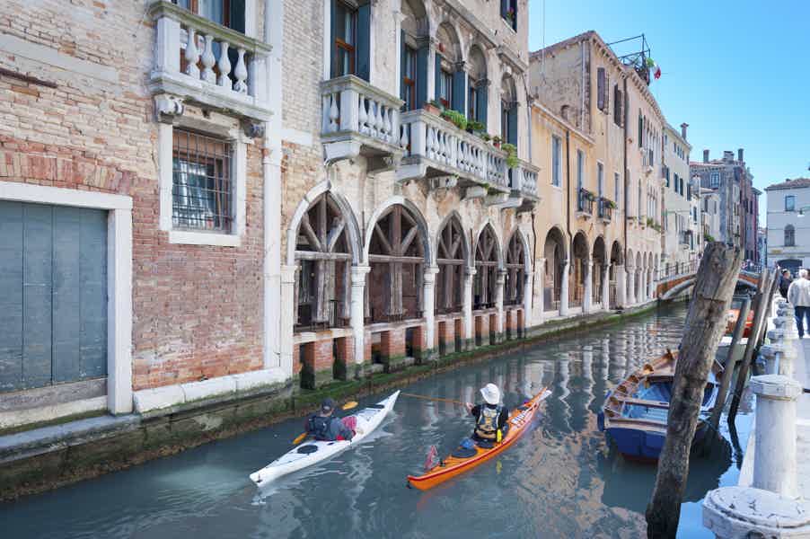 Hidden Canal Gems Kayak Tour with Certified Guide - photo 3