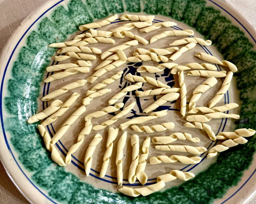 Cooking classes Catania: Learn how to make fresh pasta and traditional desserts