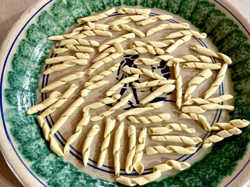 Cursos de cocina Catania: Aprende a hacer pasta fresca y postres tradicionales.