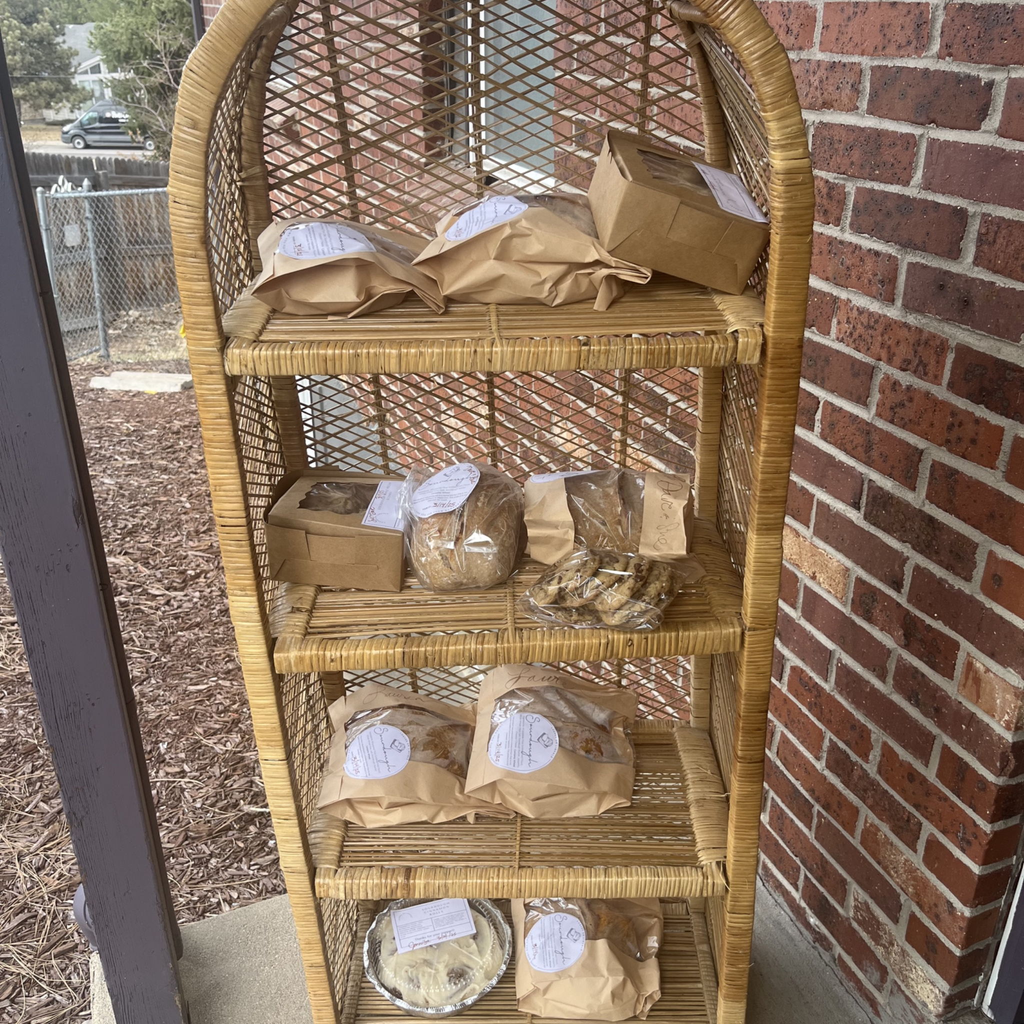 Loaves on Linvale — photo from hotplate.com