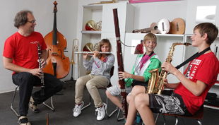 das klingende museum berlin kinder mit instrumenten