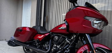 2025 HARLEY-DAVIDSON ROAD GLIDE motorcycle for rent near Hollywood, FL