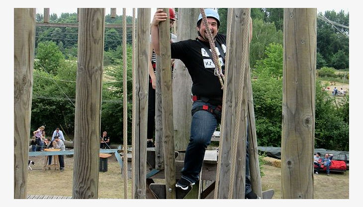 querfeldein hochseilgarten herausforderung klettern