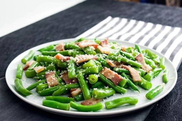 Green Beans with Bacon and Parmsesan