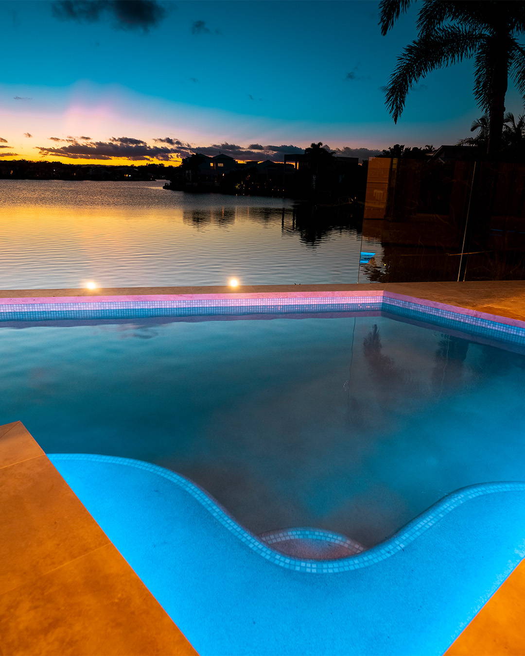 Havit Lighting - Outdoor Lighting by Havit - LED Strip Lighting by Havit - RGB Smart Controlled LED Strip Lighting
