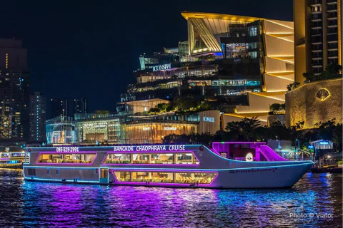 The Newest Luxury 5 Star Bangkok Chaophraya Dinner Cruise