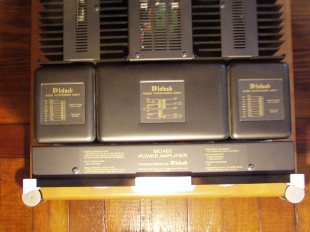 McIntosh MC402 stereo amp boxes/manual