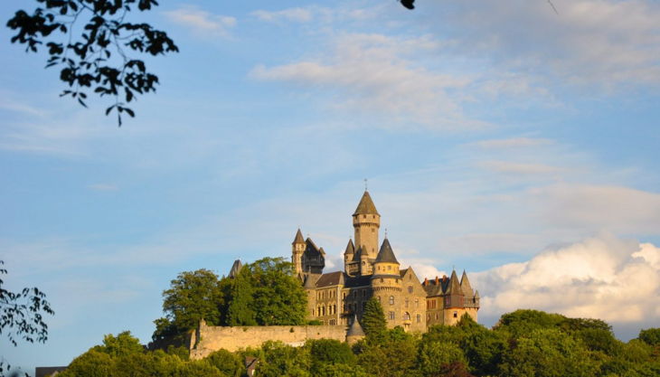 schloss braunfels panorama view