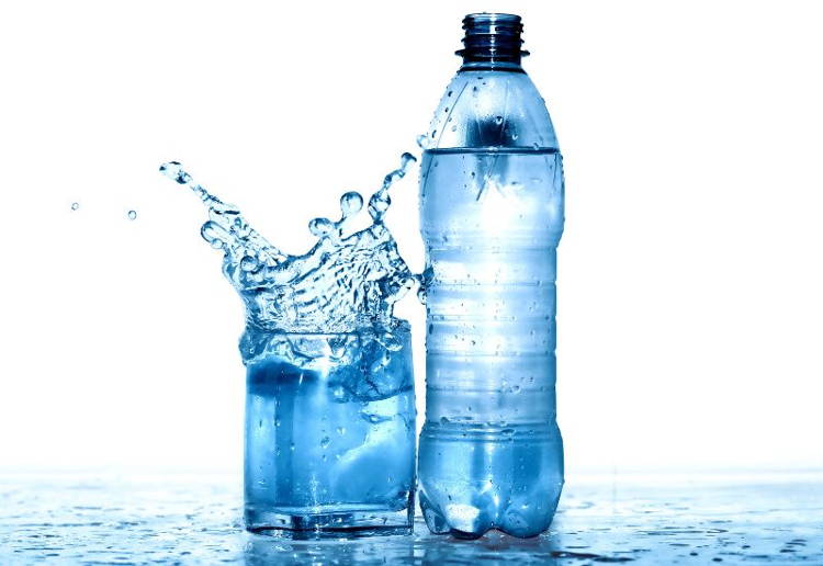 水をよく飲む人特徴