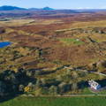 Vue aérienne de la distillerie Ice & Fire dans le Caithness dans le nord-ouest des Highlands d'Ecosse