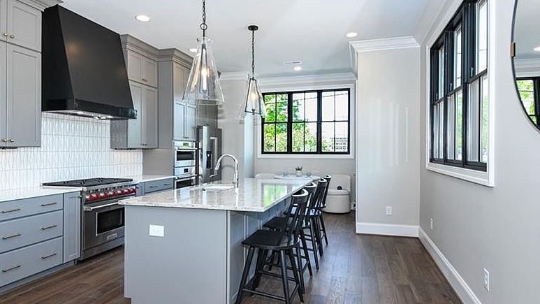 Slideshow image