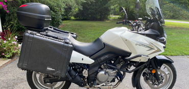 2011 SUZUKI DL650A V-STROM 650 ABS motorcycle for rent near Amherst, NH