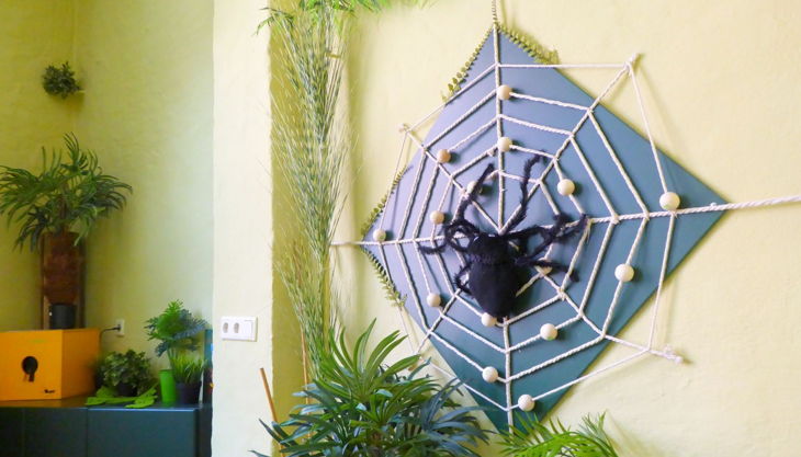 labyrinth kindermuseum spinne