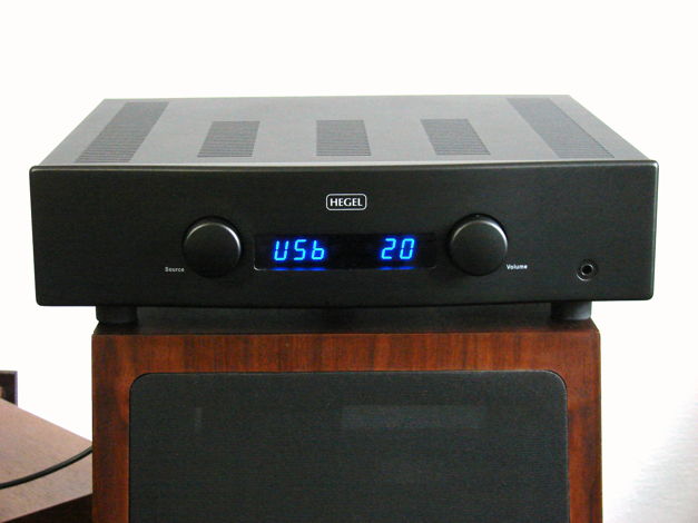 Hegel H-160 integrated amplifier