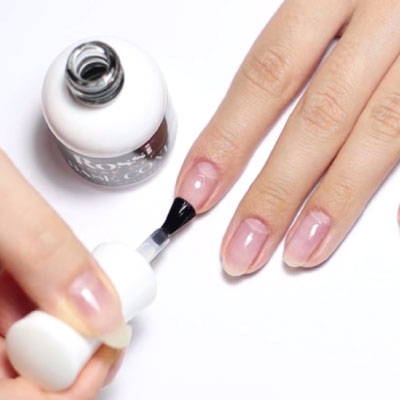 Human body, Cosmetics, Gesture, Nail care, Nail polish, Manicure, Thumb, Nail, Tints and shades, Service