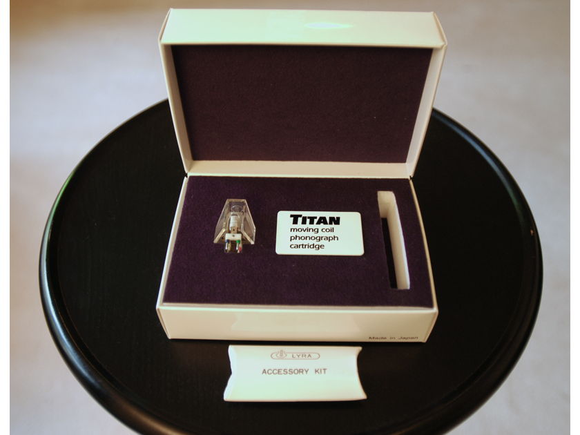 Lyra Titan