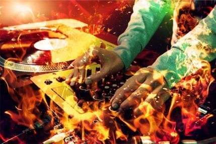 Burning Action - сжигающий все на своем пути экшен Фотошоп