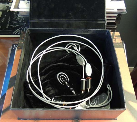CRYSTAL CABLE Ultra Diamond .5m XLR Interconnects, Cust...