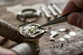 Les montres squelettes sont-elles plus fragiles que les autres types de montres?