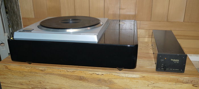 Technics SP-10 mkII table and plinth