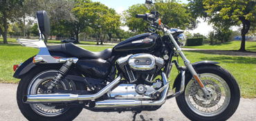 2017 HARLEY-DAVIDSON SPORTSTER 1200 CUSTOM motorcycle for rent near Miami, FL