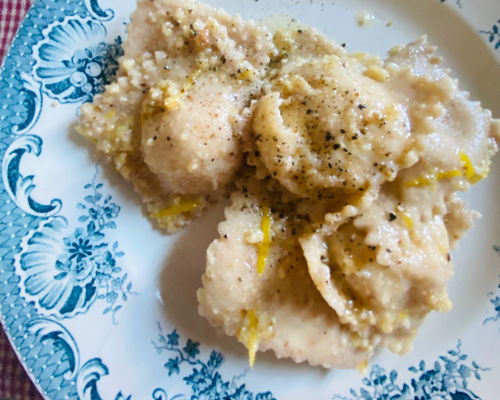 Corsi di cucina Milano: Nuove tradizioni: come preparare la pasta ripiena senza uova