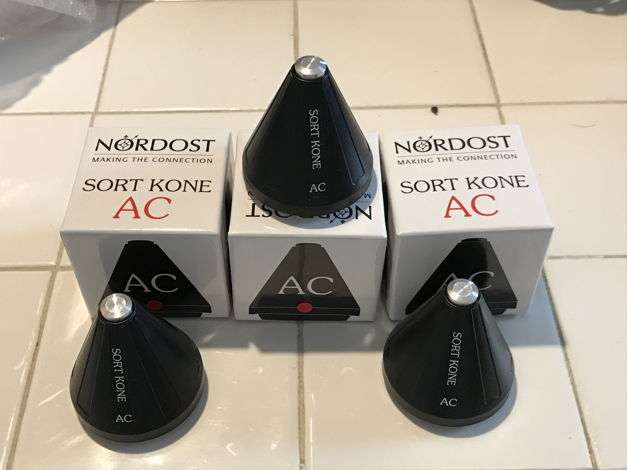 Nordost  Sort Kone AC - 3 pieces of Aluminum post with ...