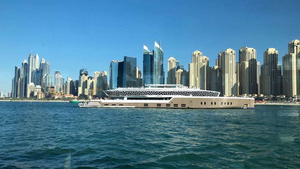 Mega Yacht Cruise Dinner 5 Star