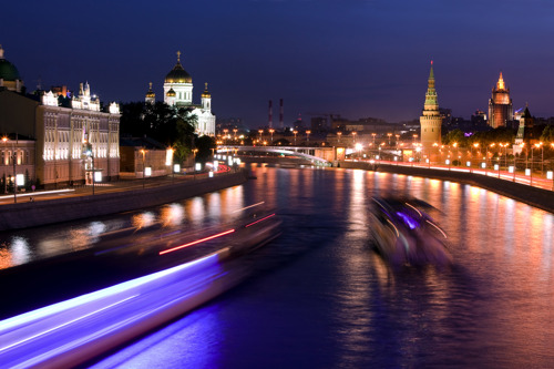 «Вечерняя Москва» музыкальный круиз (с саксофоном) с видом на Кремль  