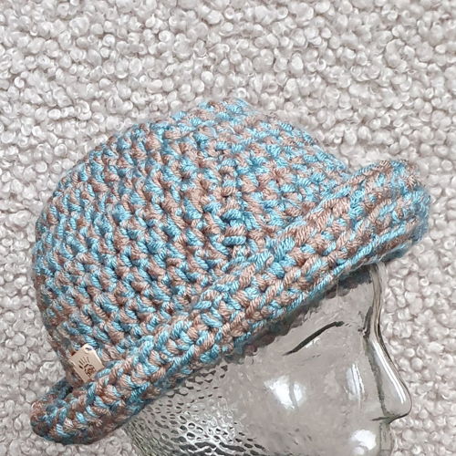 Hip mottled hat