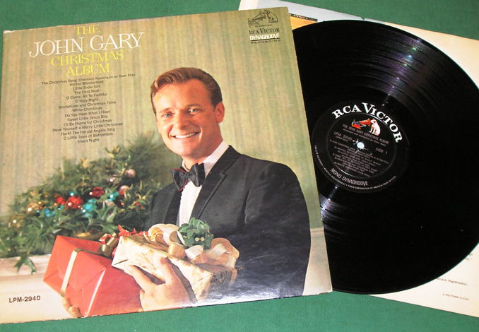 JOHN GARY "CHRISTMAS ALBUM" RCA "BLACK DOG"  NM 9/10