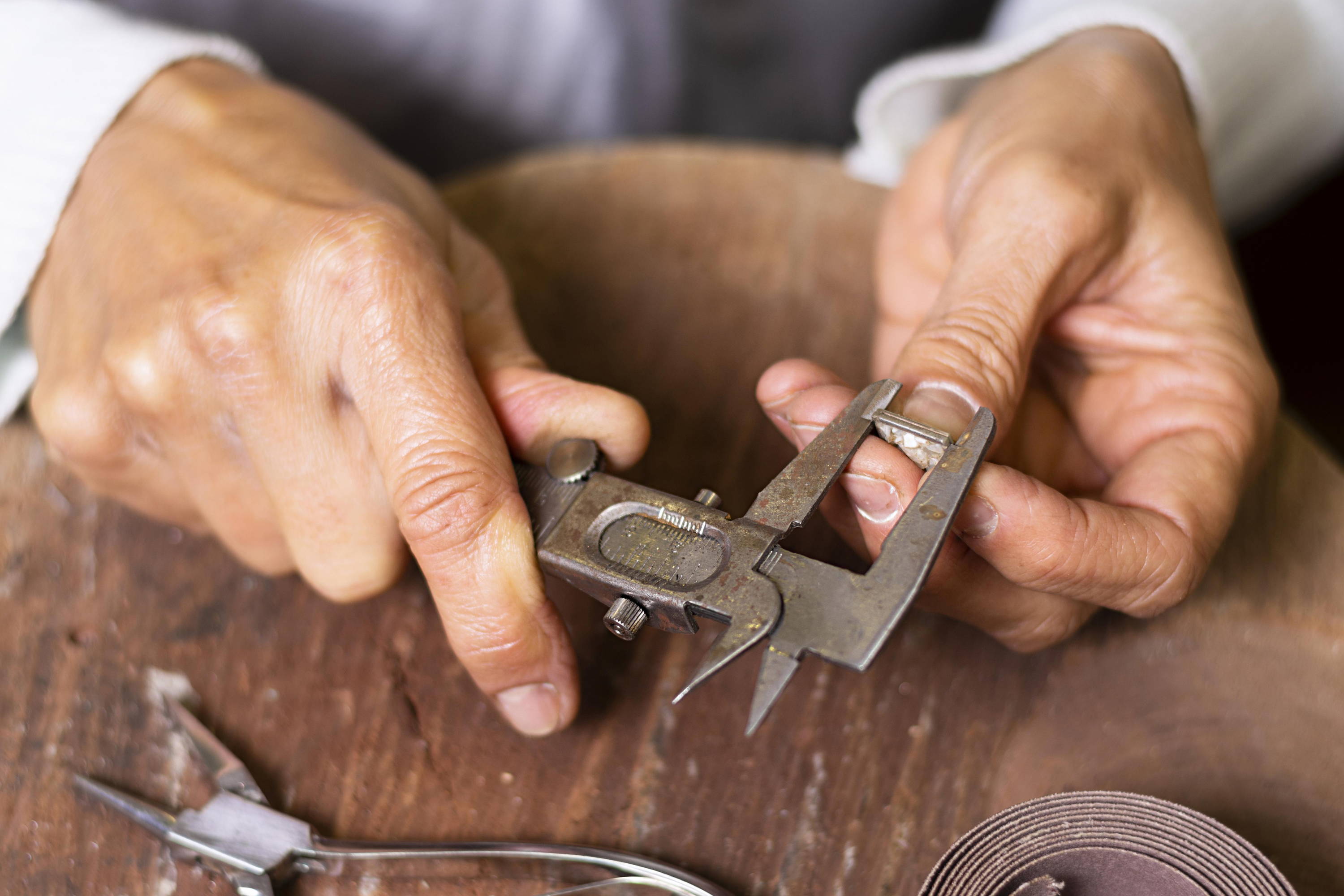 Utilise a Ring Sizer