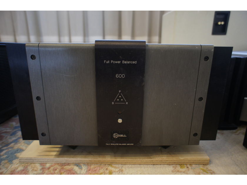 Krell 600 Fully Regulated Balanced 600 power amplifier power amplifier