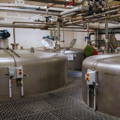 Cuves de fermentation Washbacks de la distillerie Laphroaig sur l'île d'Islay dans les Hébrides intérieures d'Ecosse