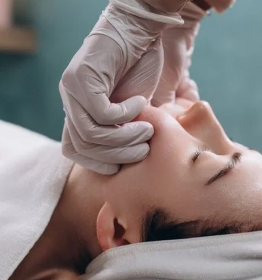 Integrative Facialist - Voucher - Image 3