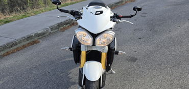 2013 TRIUMPH SPEED TRIPLE ABS motorcycle for rent near Walland, TN
