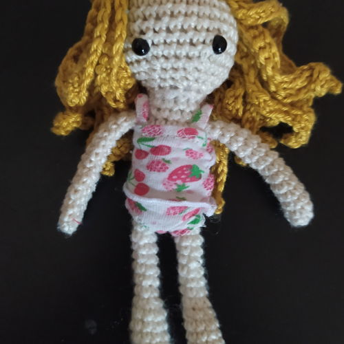 Noëlle doll and her wardrobe - Crochet and sewing pattern