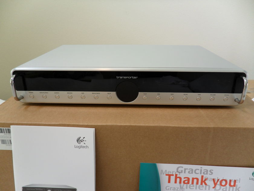 Logitech Transporter SE Network Music Player Silver w/silver buttons NEW IN BOX