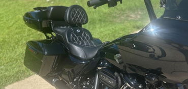 2023 HARLEY-DAVIDSON ROAD GLIDE SPECIAL motorcycle for rent near Pensacola, FL