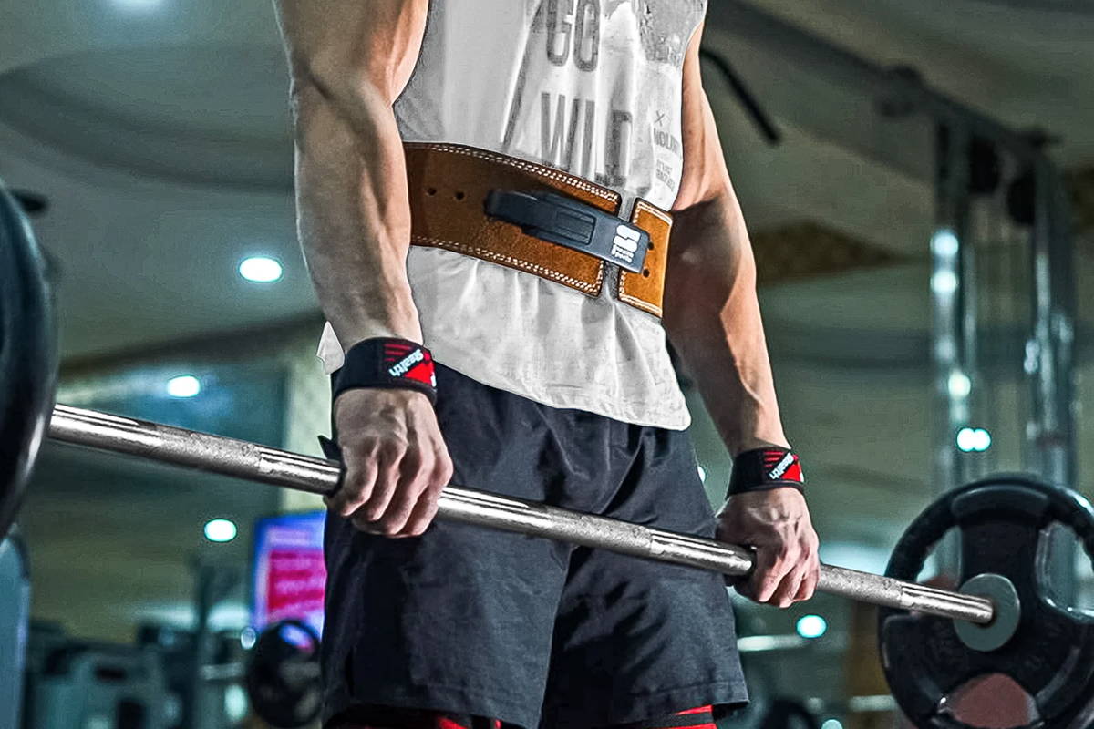 What Does a Weightlifting Belt Do? – Torokhtiy Weightlifting